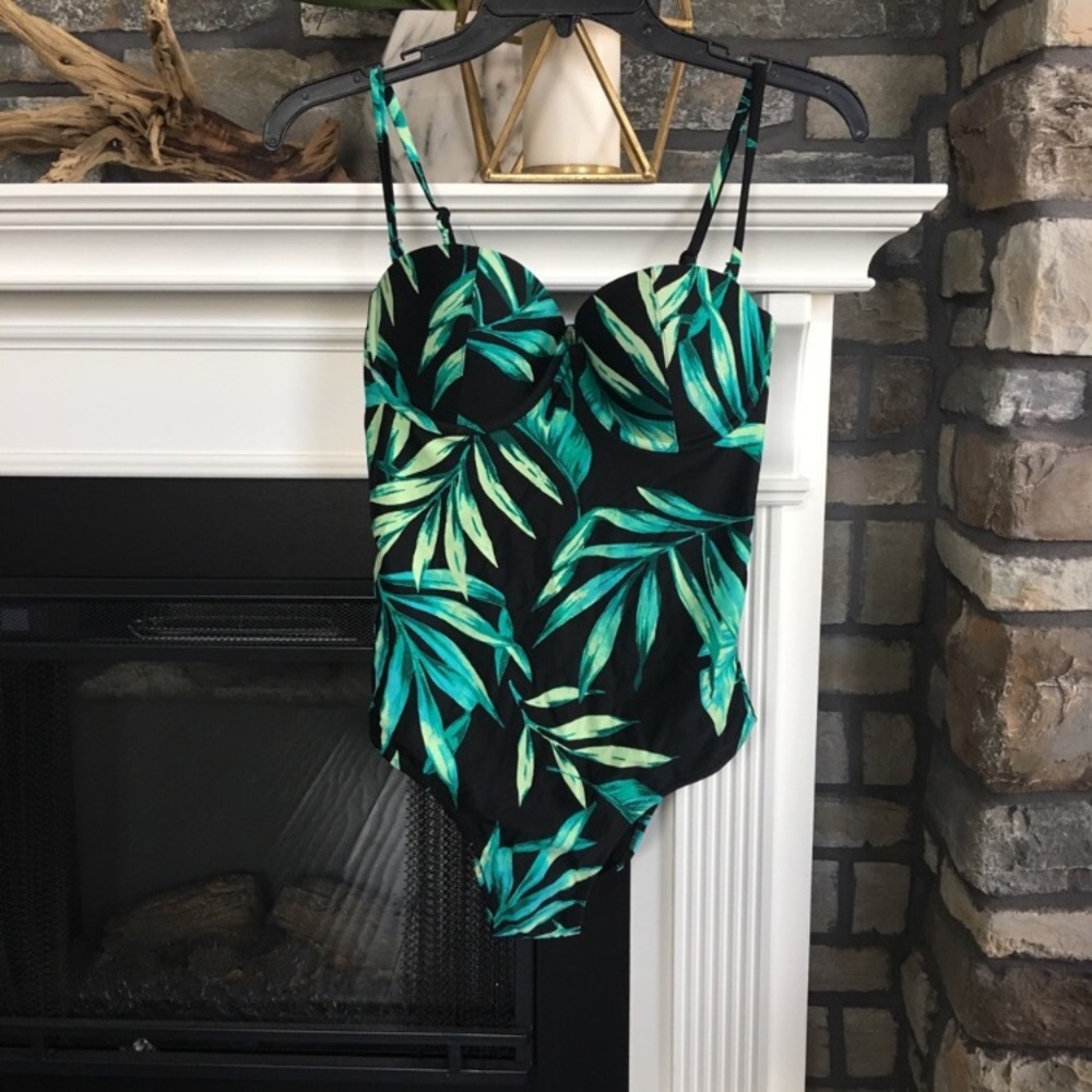 One piece swimsuit